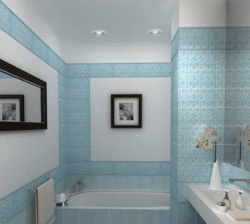 Кафельная плитка для ванной комнаты.  Нежно - голубой цвет. Ремонт и отделка.